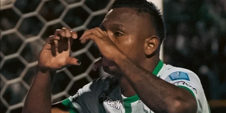 Eduardo Pimentel no queda contento y arremete contra Nicolás Gallo