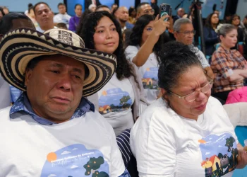 En Bruselas, el presidente Gustavo Petro rindió homenaje a las víctimas del despojo de la Hacienda Bellacruz