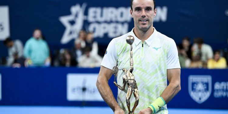 Roberto Bautista no podrá defender el título de campeón en Bélgica