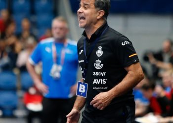 «Va a ser difícil jugar contra un país que no respeta ningún derecho humano»