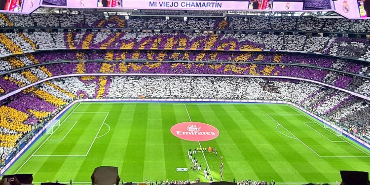 La 'grandeza' del espectacular mosaico que lució el Bernabéu