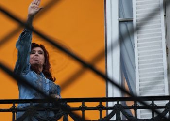 Los canales de contacto secretos entre Cristina y Karina Milei