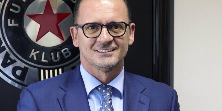 Mijatovic alerta al Madrid del peligro que le acecha tras el perdón de Vinicius: «No tienen sintonía»