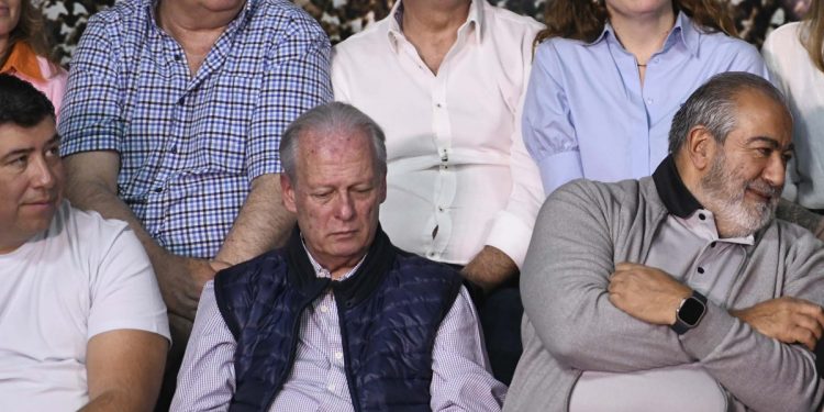 Internan a Andrés Rodríguez y ya debaten la sucesión del histórico líder de UPCN