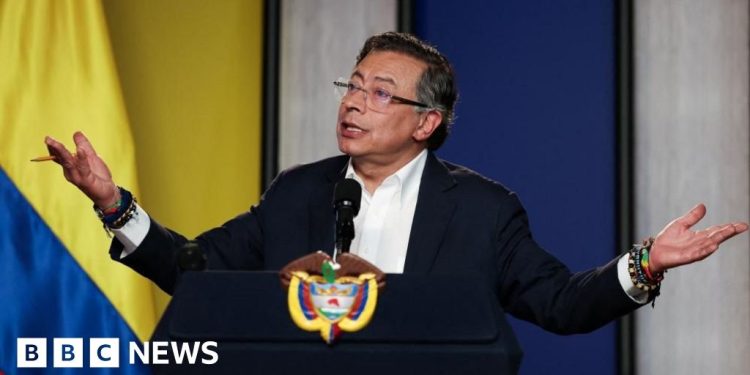 Estados Unidos impone sanciones al presidente izquierdista colombiano Gustavo Petro