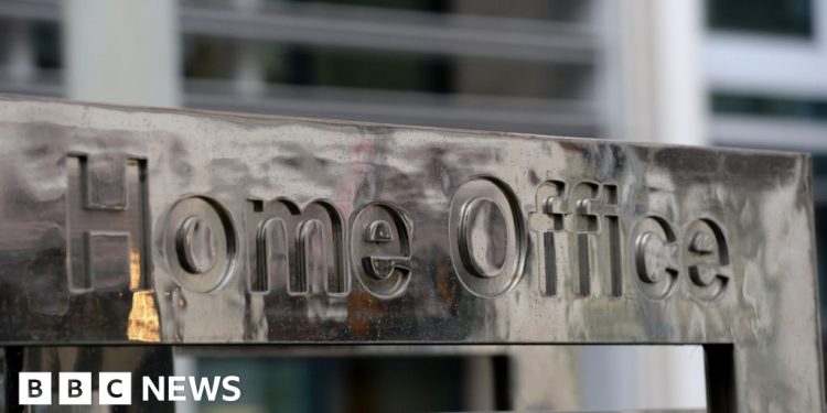 A medida que las crisis se acumulan, ¿se puede arreglar el Ministerio del Interior?