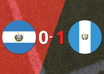 Con gol de Oscar Santis, Guatemala se impuso 1 a 0 ante El Salvador