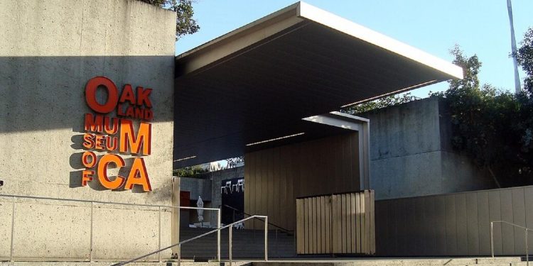 Vol de 1.000 objetos en las reservas del museo de Oakland en California