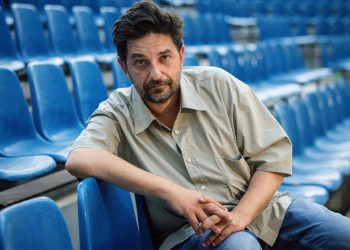 « El Festival de Aviñón no es el medio de producción que merece el mérito »