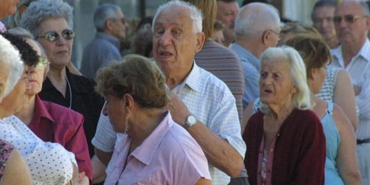 Jubilados: El Gobierno Confimó El Bono de $ 70.000 para octubre | CÓMO QUEDAN LOBERES Mínimos