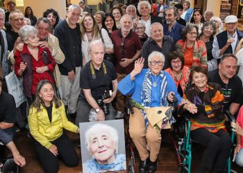 «Es preciso garantizar el derecho de los pueblos a la información verdadera» | El homenaje a la periodista y escritora Stella Calloni
