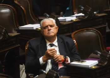 López Murphy, un liberal que estudió financiado por el Estado | Revelan que la dictadura le dio licencia con goce de sueldo y viáticos mientras cursaba en la Universidad de Chicago