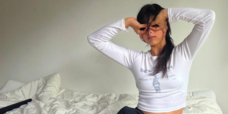 Miki, un primer álbum, un primer Olympia y la sincérité désarmante de l'anti «Industry Plant»