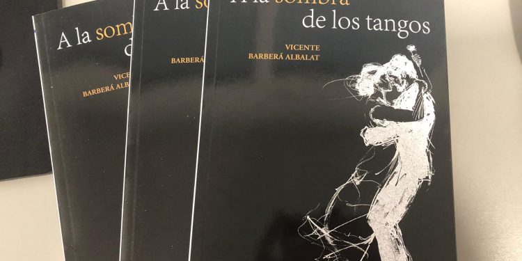«A la sombra de los tangos», de Vicente Barberá