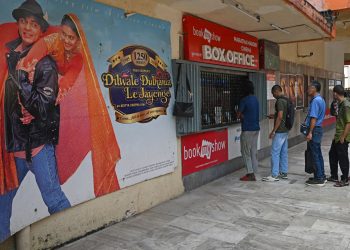 El icónico romance de Bollywood cumple 30 años de presentación ininterrumpida en el teatro de Mumbai | Noticias de Bollywood