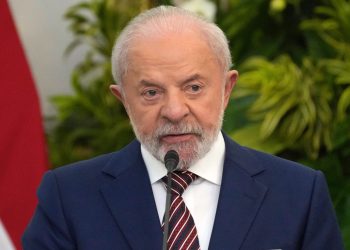 El presidente de Brasil, Lula, anuncia que buscará un cuarto mandato en 2026 | Elecciones Noticias