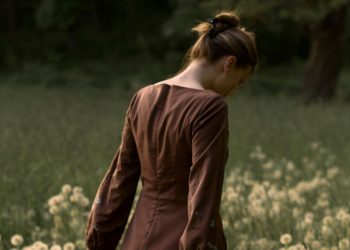 ¿Puede el té de diente de león realmente ayudarte a desinflamar?