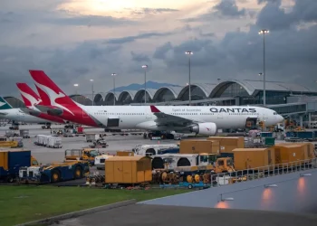 Qantas dice que los piratas informáticos publicaron datos robados de 5,7 millones de clientes