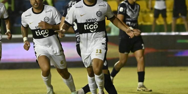 Olimpia Derrota A Su Sombra Negra – Fútbol