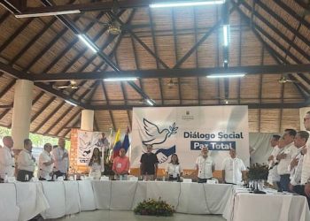 Petro y exparamilitares: Desde Valledupar ex AUC oficializan recorridos por zonas afectadas por el paramilitarismo | Benedetti