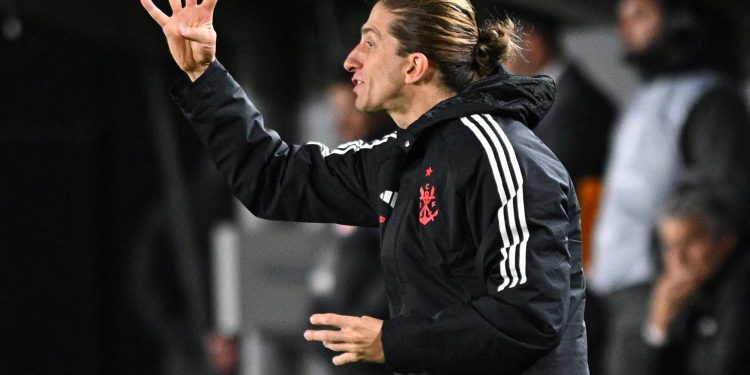 La formación de Flamengo para enfrentar a Racing: un recuperado :: Olé