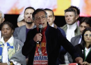 Colombia: Gustavo Petro dice que presentará las firmas para un constituyente antes de terminar su último mandato | MUNDO