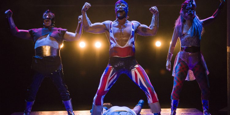 Sansón de las islas: «Lucha, teatro… estrategia y locura»