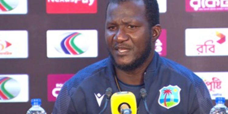 Sammy critica la actuación de las Indias Occidentales contra Bangladesh en la serie ODI