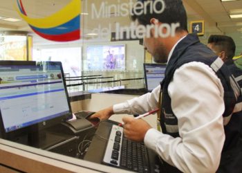 Ecuador refuerza control migratorio ¿Cuántos extranjeros fueron inadmitidos en 8 días?