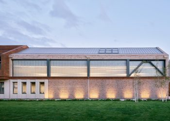 Oficinas temporales y galerías de arte de TCDD / Erhan Vural Architecture + Urban Design