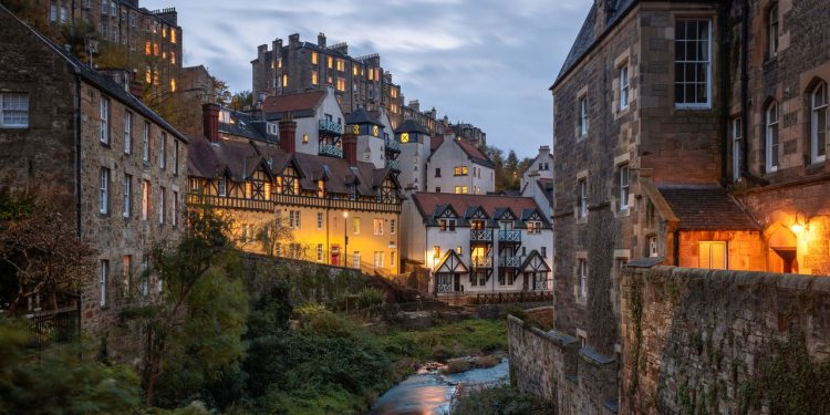 Pregúntele a un lugareño: el Edimburgo literario según el poeta Marcas Mac an Tauineir