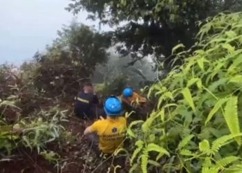 Guardaparques herido en la Isla del Coco llega a Caldera tras más de 100 horas de rescate