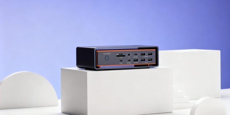 La base Thunderbolt de 5 niveles de iVANKY brinda soporte para pantalla externa triple y más a su MacBook Pro