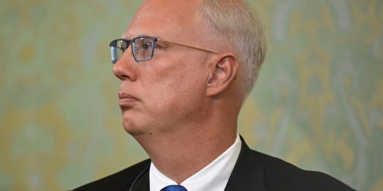 'Solución diplomática' para poner fin a la guerra en Ucrania a la vista, dice enviado ruso – POLITICO