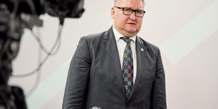 La candidatura de Ucrania a la UE se espera que avance en diciembre, dice el viceprimer ministro – POLITICO