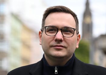 El Ministro de Asuntos Exteriores checo critica al ganador de las elecciones, Babiš, como «títere» de Orbán – POLITICO