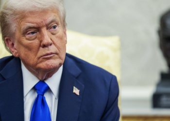 Trump dice que algunas personas «no merecen que se les cuide» durante el cierre