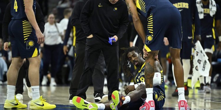 Delon Wright de Indiana Pacers sufre una importante lesión en la cabeza en el debut de pretemporada contra los lobos