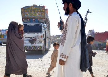 Austria deporta a la primera persona a Afganistán desde la toma del poder por los talibanes – POLITICO