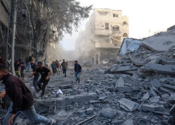 Alto el fuego en Gaza bajo tensión mientras Israel bombardea Rafah e impide la entrega de ayuda – POLITICO