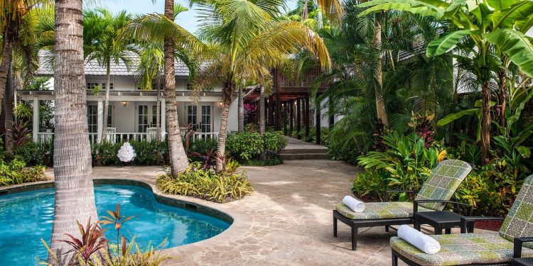 Los 10 mejores hoteles en Jamaica, desde icónicos todos los inclusivos hasta impresionantes retiros de montaña