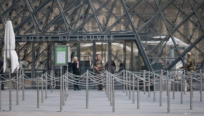 La ministra de Cultura francesa se pronunció sobre el robo ocurrido en el Museo Louvre y la vulnerabilidad de los museos.