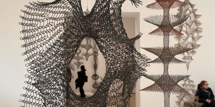 A la sombra de Ruth Asawa