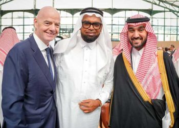 El presidente Ali y el presidente de la FIFA avanzan en el plan para minicampos de fútbol en el interior del país