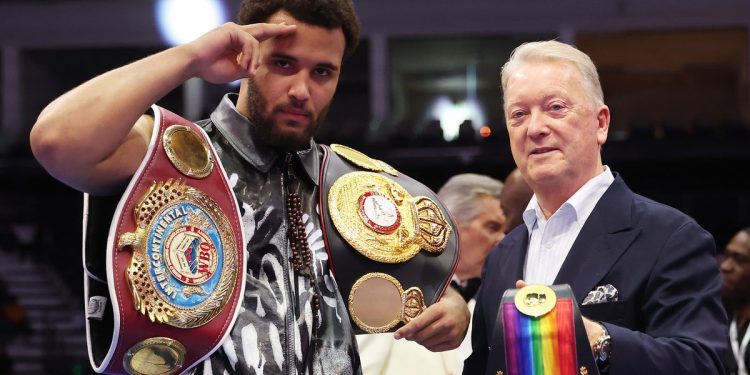 Actualización de Shock Moses Itauma entregada por Frank Warren antes del evento de diciembre