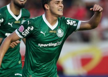 Ramón Sosa Lidera la Épica Remontada del Palmeiras en El Clásico – Fútbol Internacional
