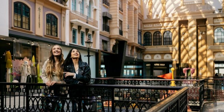 Hoteles cerca de Centro comercial West Edmonton