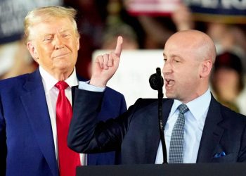 La administración Trump viene para organizaciones sin fines de lucro. Se están preparando