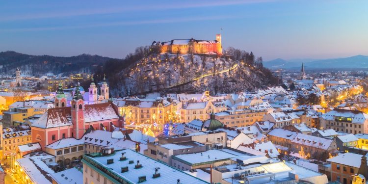 7 ideas de viaje para vacaciones familiares de invierno