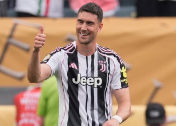 El Barça contacta con Vlahovic